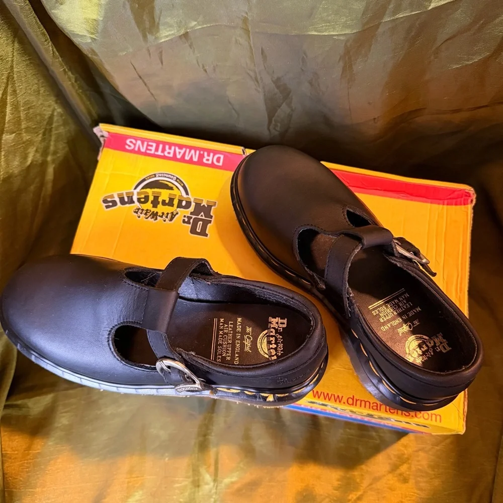Dr. Martens Black T-Bar Buckle Leather Mary Jane’s - Picture 7 of 8